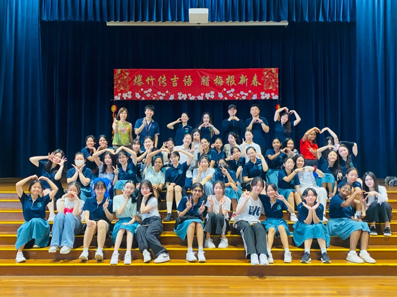 사진2 진선여중 학생20명과 싱가포르 현지학교 버디와 함께.jpg