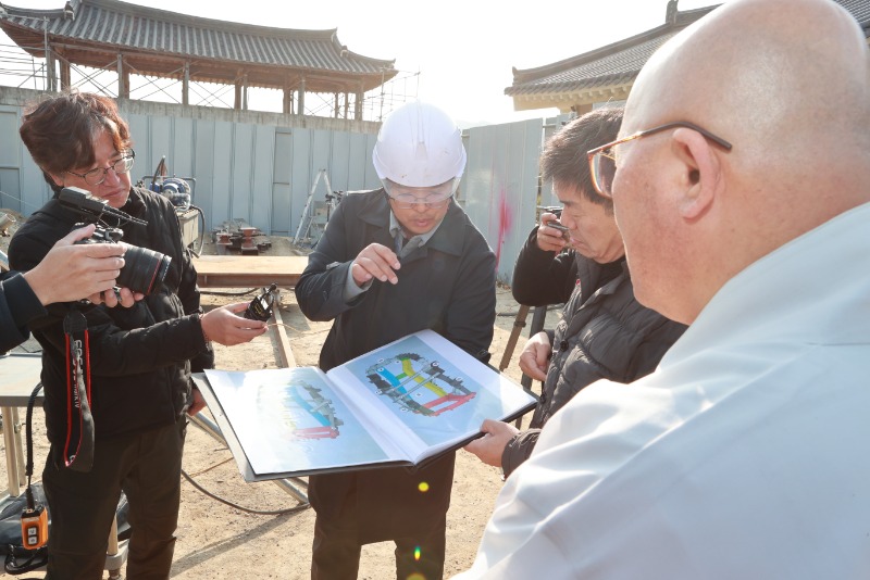 251203 경주 남산 열암곡 마애부처님 양중 시험 (1).JPG