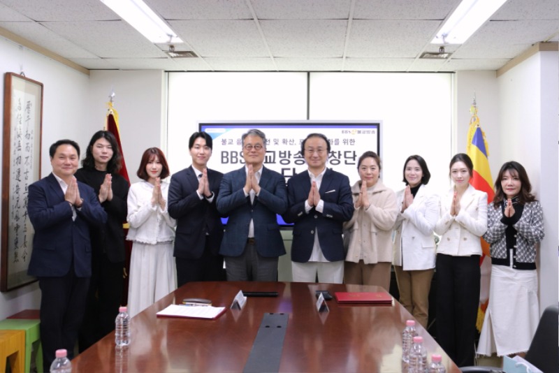 3.BBS 중창단 창단식 단체사진2.JPG